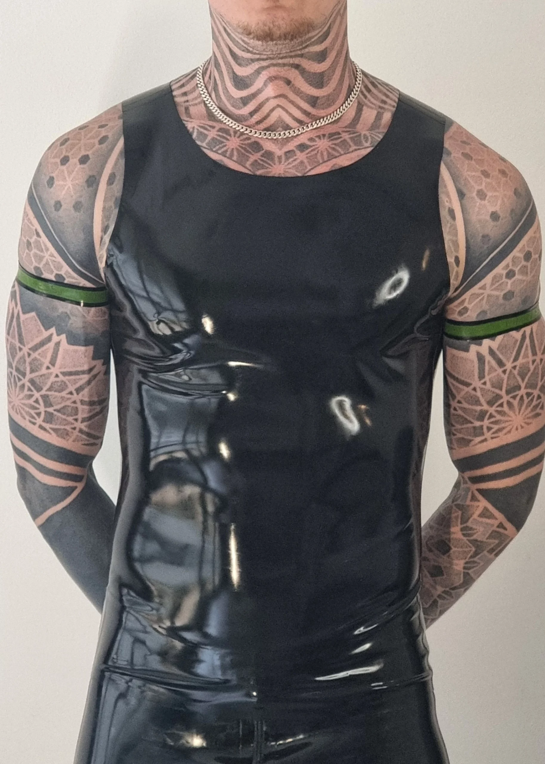 LATEX TANK TOP .BASE